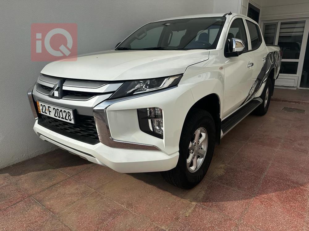 میتسوبیشی L200